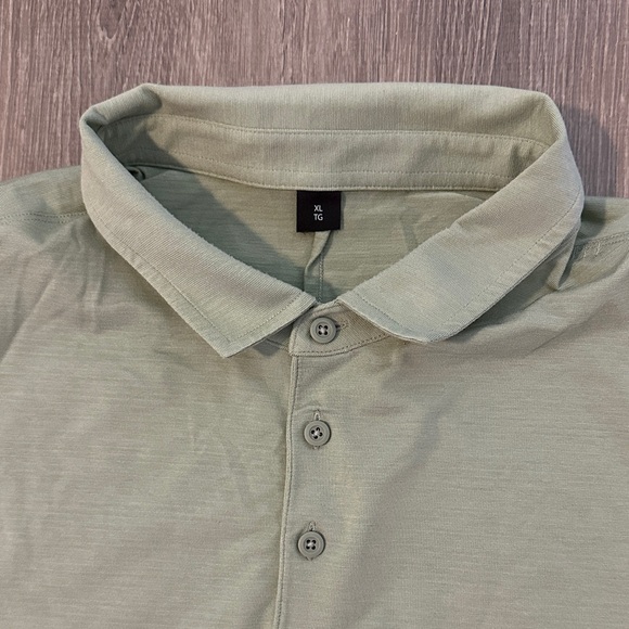 Lululemon XL Men’s Evolution Golf Casual Polo Short Sleeve Slim Fit Shirt - Picture 4 of 9